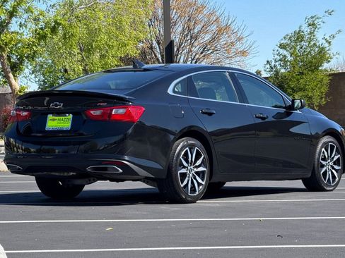 Used 2025 Chevrolet Malibu RS FWD image 11