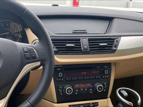 Used 2015 BMW X1 sDrive28i image 6