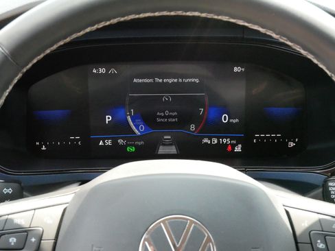 Used 2023 Volkswagen Taos SE AWD/4WD image 21