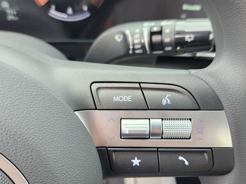 New 2026 Hyundai Kona SE image 18