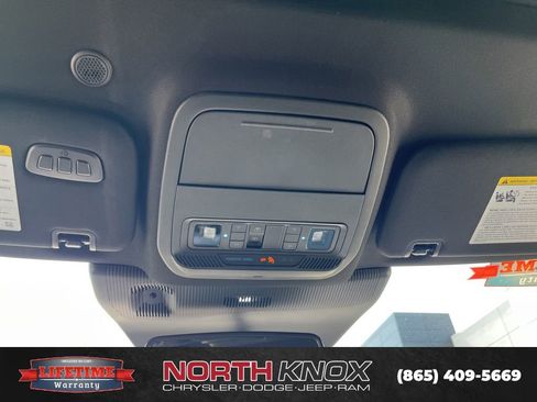 Used 2026 Ford Explorer ST w/ Sun And Sound Package AWD/4WD image 11