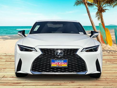 Used 2023 Lexus IS 300 w/ Premium Package RWD image 9