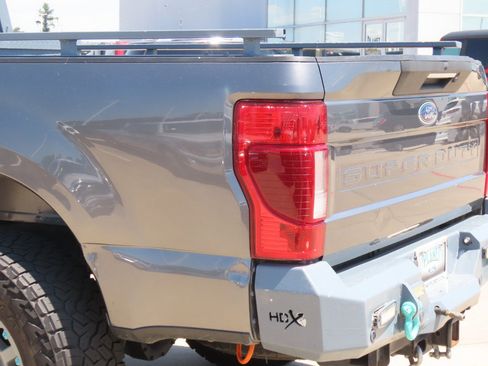 Used 2022 Ford F350 Lariat w/ Lariat Ultimate Package AWD/4WD image 15