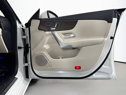 New 2025 Mercedes-Benz CLA 250 4MATIC image 23