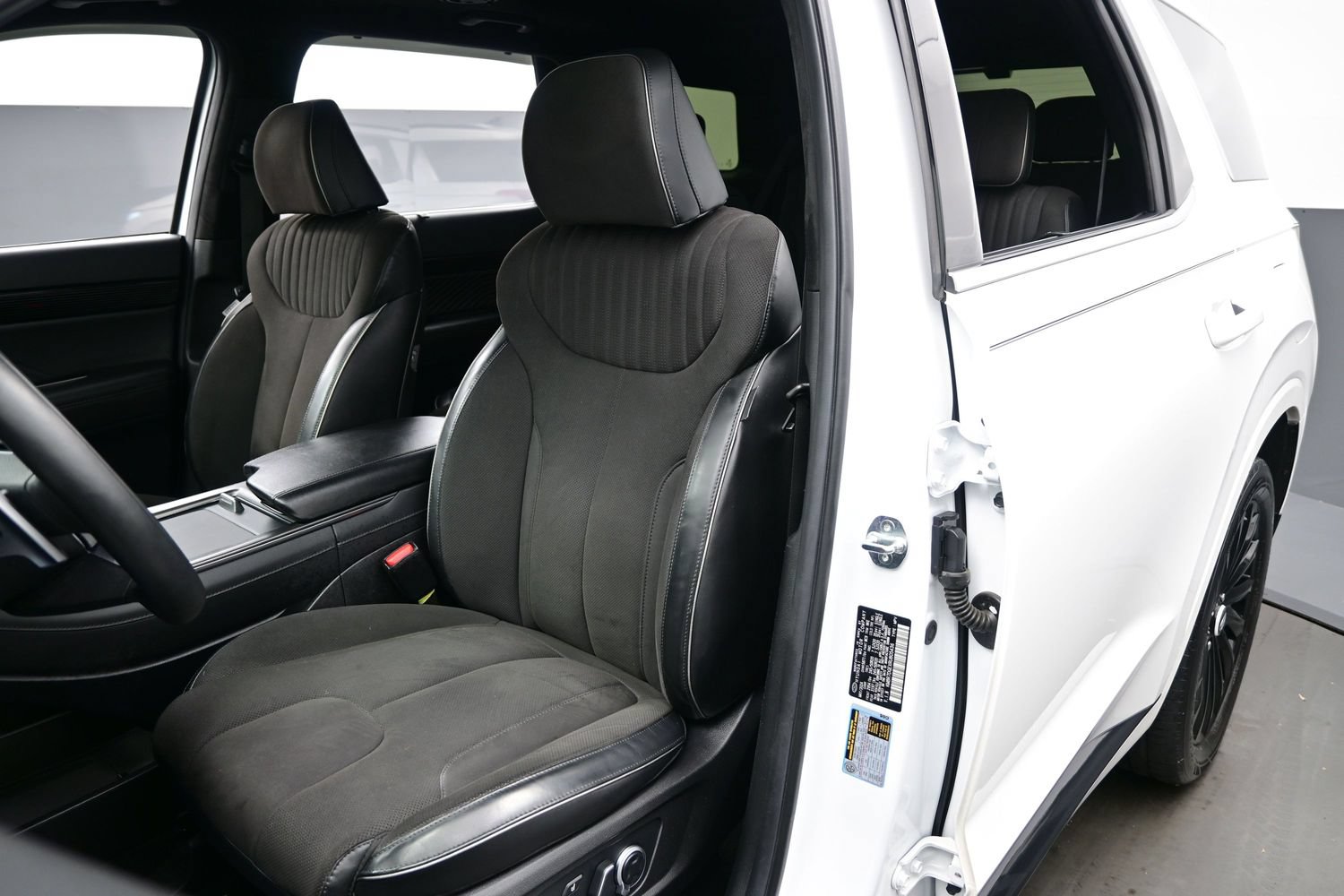 Used 2024 Hyundai Palisade Calligraphy AWD/4WD image 12