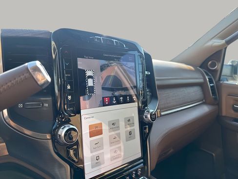 Used 2022 RAM 2500 Limited image 38