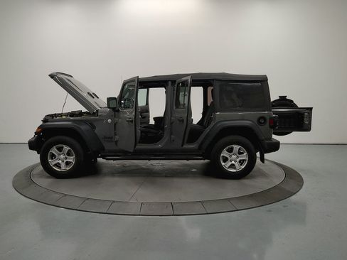 Used 2021 Jeep Wrangler Unlimited Sport AWD/4WD image 13