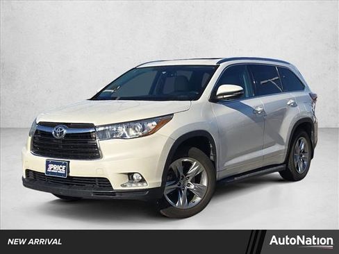 Used 2015 Toyota Highlander Limited image 1