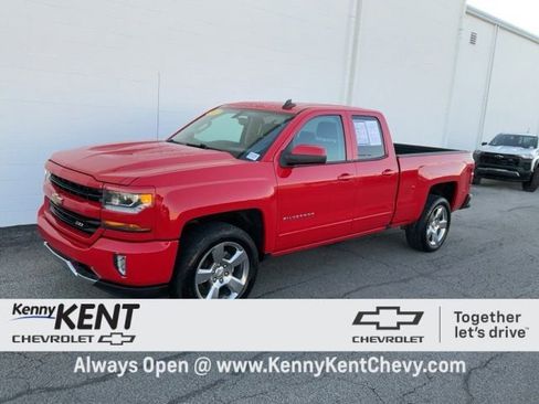 Used 2017 Chevrolet Silverado 1500 LT w/ All Star Edition image 31