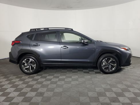Used 2025 Subaru Crosstrek 2.5i Premium AWD/4WD image 3