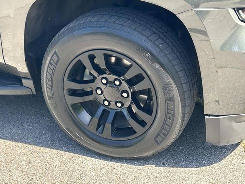 Used 2019 Chevrolet Tahoe LT AWD/4WD image 32