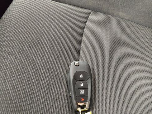 Used 2019 Chevrolet Cruze LT FWD image 32