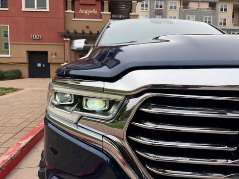 Used 2021 RAM 1500 Limited AWD/4WD image 17