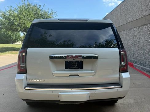 Used 2017 GMC Yukon Denali w/ Open Road Package AWD/4WD image 4