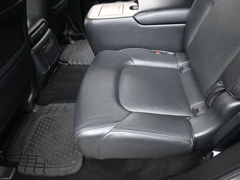 Used 2022 Nissan Armada SL w/ Captain's Chairs Package AWD/4WD image 24