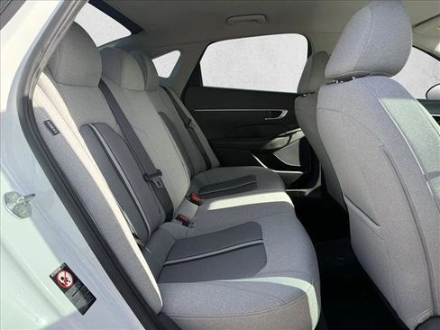 Certified 2022 Hyundai Sonata SE image 16