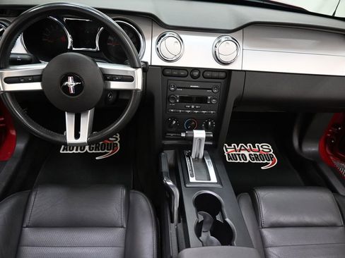 Used 2007 Ford Mustang GT Premium image 4