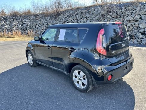 Used 2018 Kia Soul image 5