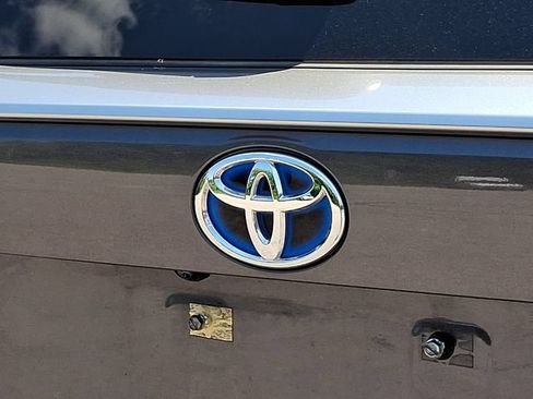 Used 2024 Toyota RAV4 Limited w/ Advanced Technology Package AWD/4WD image 34