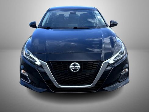 Used 2022 Nissan Altima 2.5 SV FWD image 2