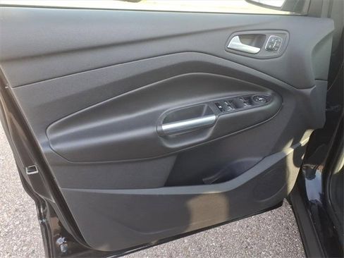 Used 2014 Ford Escape Titanium w/ Equipment Group 401A image 9