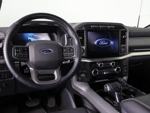 Used 2021 Ford F150 Lariat image 12