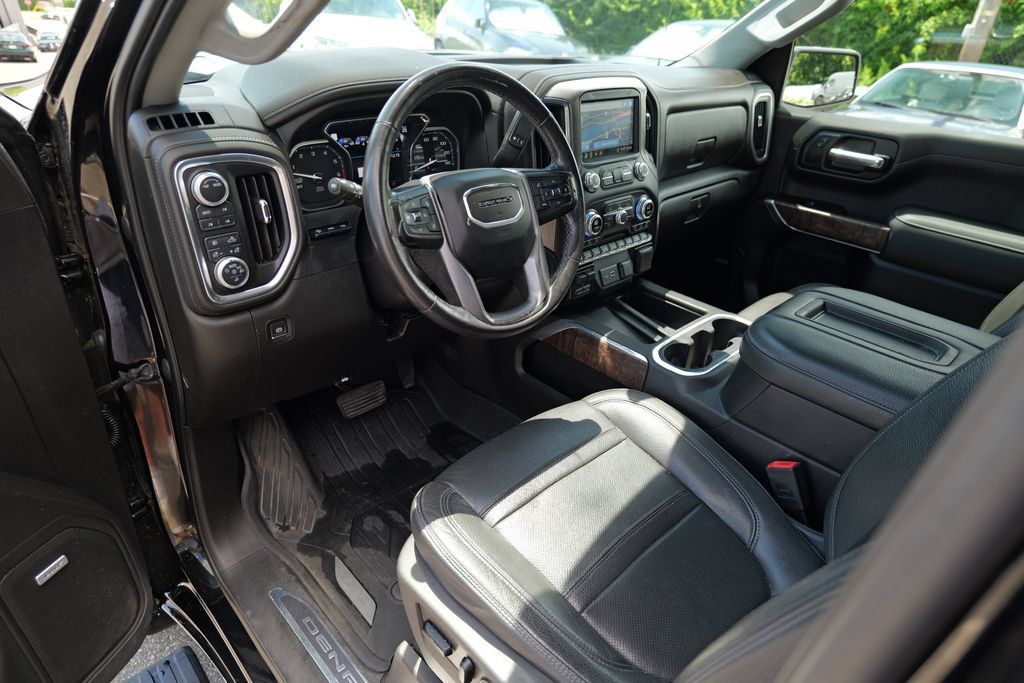 Used 2020 GMC Sierra 1500 Denali w/ Denali Ultimate Package AWD/4WD image 22