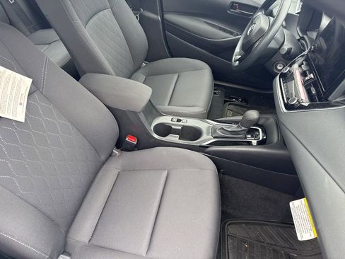 Used 2024 Toyota Corolla LE image 5