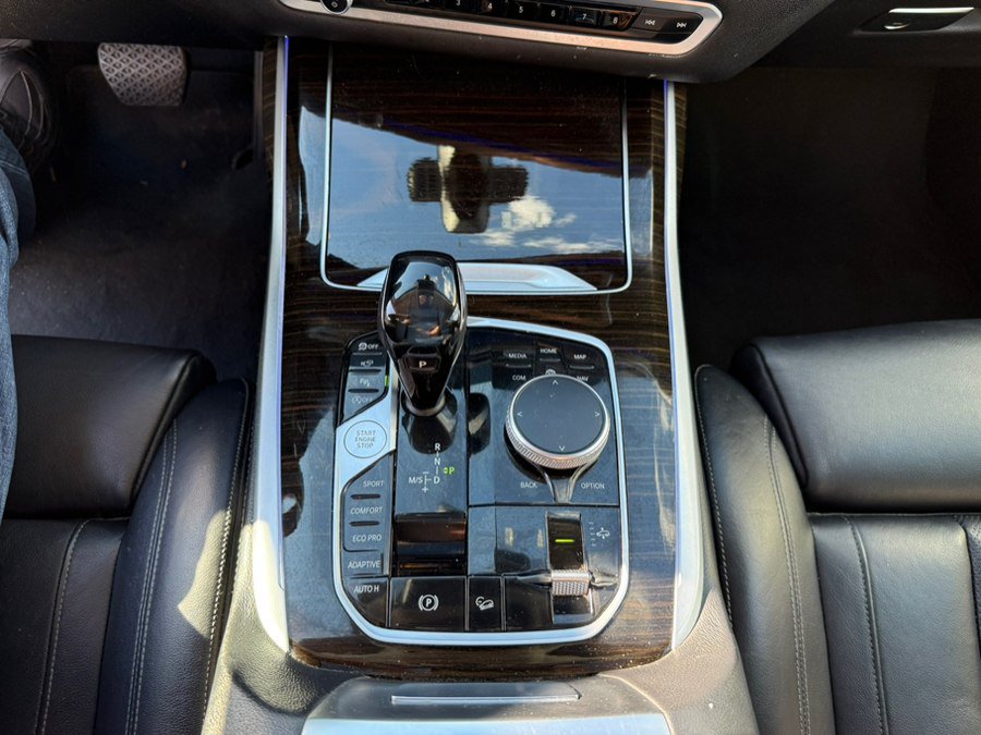 Used 2020 BMW X7 xDrive40i w/ Premium Package AWD/4WD image 20
