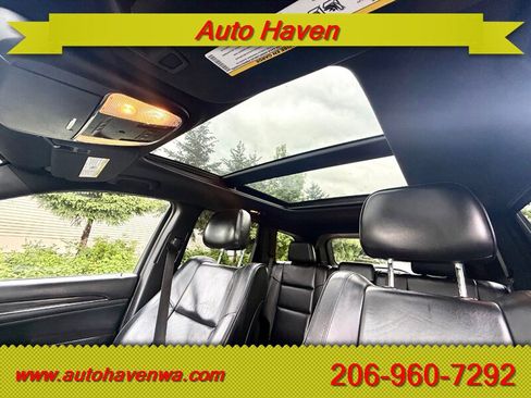 Used 2015 Jeep Grand Cherokee High Altitude AWD/4WD image 11