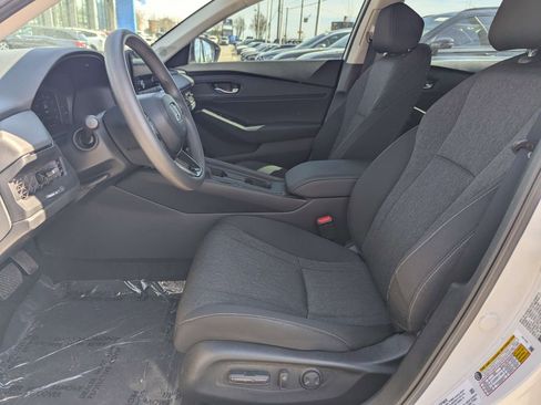 Certified 2025 Honda Accord SE image 24