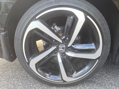 Used 2022 Honda Accord Sport image 11