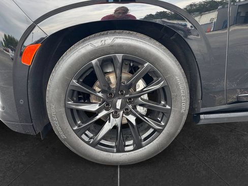 Used 2023 Cadillac Escalade Sport w/ LPO, ONYX Package AWD/4WD image 15