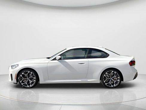 New 2026 BMW 230i Coupe RWD image 8
