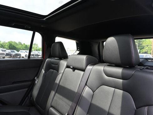 New 2026 Jeep Cherokee Limited AWD/4WD image 27