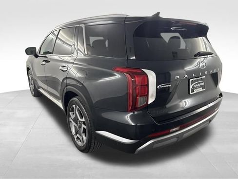 Used 2024 Hyundai Palisade Limited AWD/4WD image 5