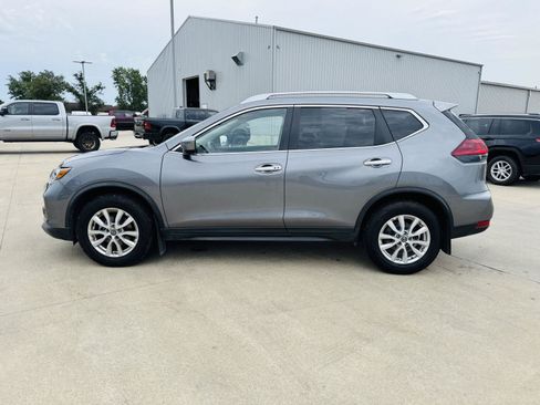 Used 2019 Nissan Rogue SV FWD image 31
