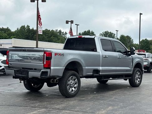 Used 2024 Ford F350 Platinum w/ FX4 Off-Road Package AWD/4WD image 8