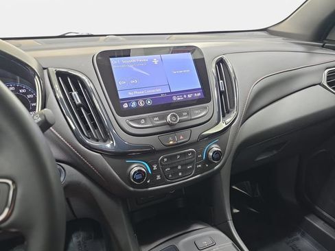 Used 2023 Chevrolet Equinox RS FWD image 20