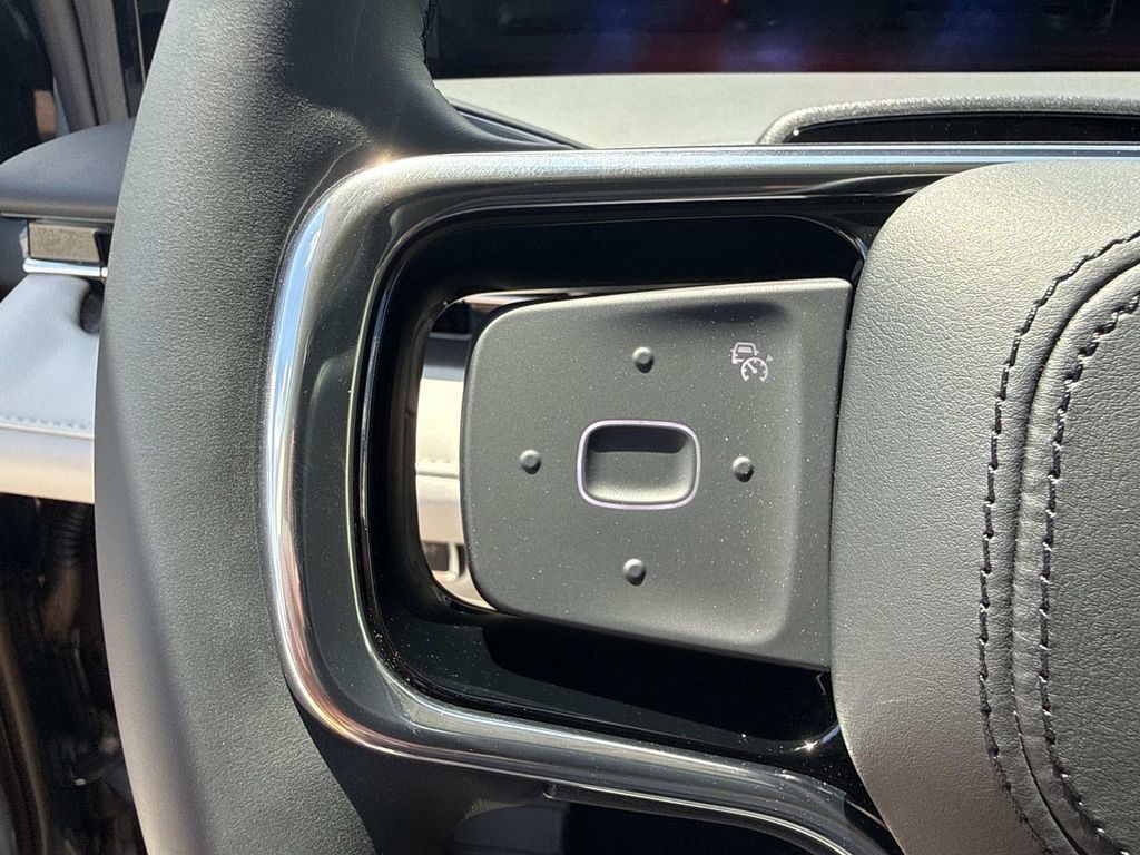 New 2026 Lincoln Nautilus Premier AWD/4WD image 31