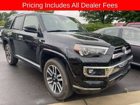 Used 2022 Toyota 4Runner Limited AWD/4WD image 8