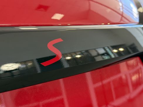 Certified 2025 MINI Cooper S FWD image 33