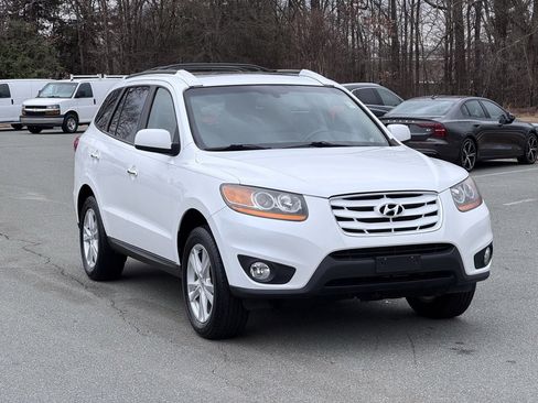 Used 2011 Hyundai Santa Fe Limited image 2