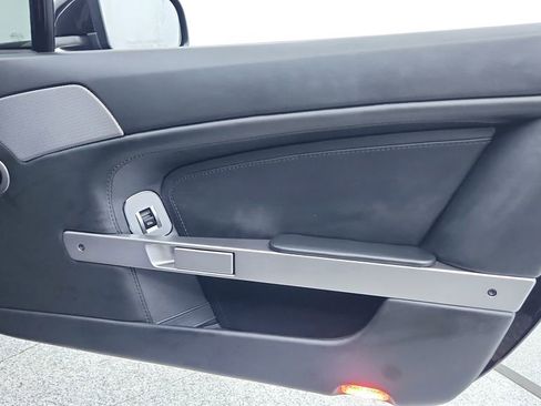 Used 2015 Aston Martin V8 Vantage Coupe image 29