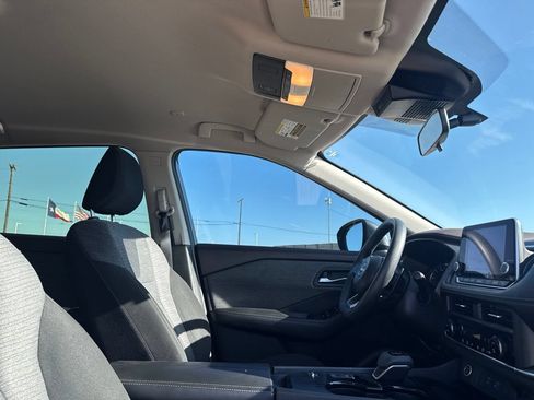 Certified 2023 Nissan Rogue SV FWD image 30
