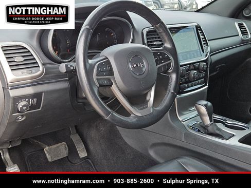 Used 2022 Jeep Grand Cherokee Limited image 27