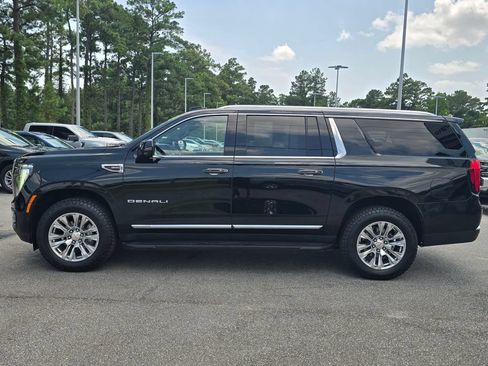 Certified 2025 GMC Yukon XL Denali AWD/4WD image 2