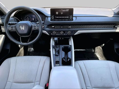 Used 2024 Honda Accord EX image 16
