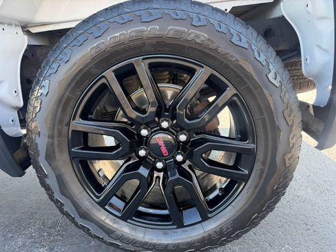 Used 2024 GMC Sierra 1500 Pro w/ Graphite Edition AWD/4WD image 20