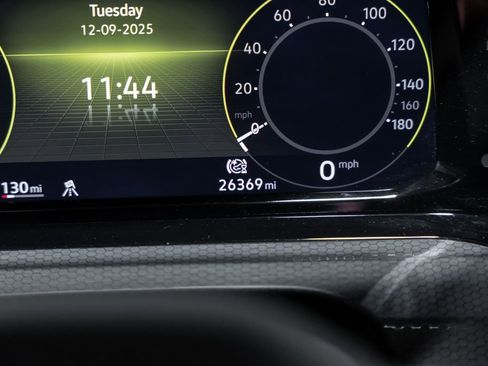 Used 2022 Volkswagen GTI SE image 45